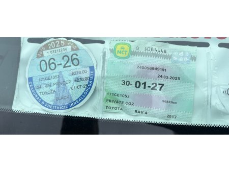 2017 Toyota Rav4 - thumbnail 13