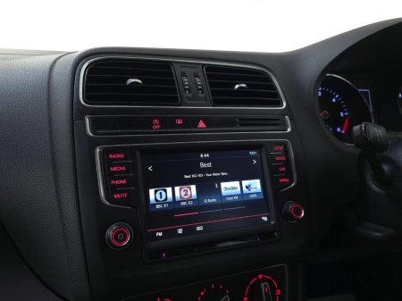 2015 Volkswagen Polo  €11,950 thumbnail