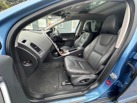 2017 Volvo XC60 2.0L Diesel Automatic  Sunroof (3276) €21,995 thumbnail