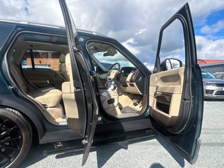 2017 Land Rover Range Rover - thumbnail 17