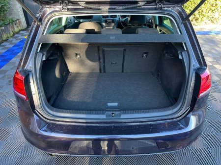 2015 Volkswagen Golf LOUNGE EDITION 1.2 TSI AUTO // NEW 19" R-LINE ALLOYS // REVERSE CAMERA // NEW NCT 03/27 €14,900 thumbnail