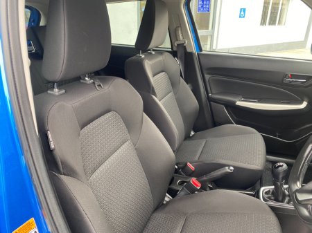 2022 Suzuki Swift - thumbnail 11