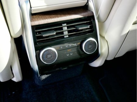 2025 Land Rover Range Rover - thumbnail 17