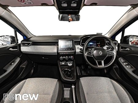 2025 Renault Clio - view 2