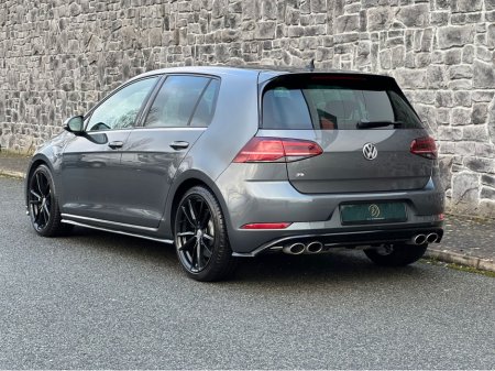 2018 Volkswagen Golf 2.0 R 4MOTION 310PS 5DR A AUTO €28,950 thumbnail