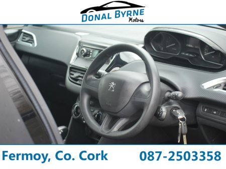 2016 Peugeot 208 - thumbnail 12