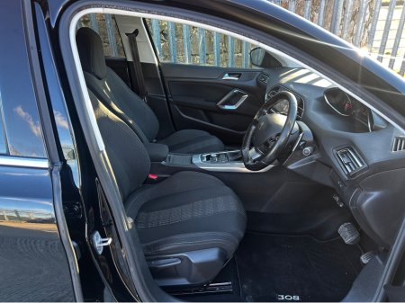 2015 Peugeot 308 - thumbnail 7