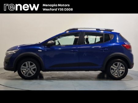 2023 Dacia Sandero Stepway TCe 90 STEPWAY Comfort €15,995 thumbnail