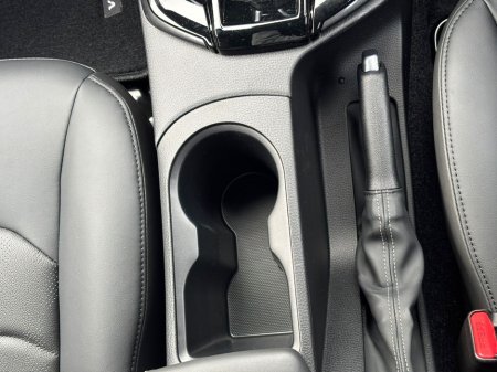 2025 Isuzu D-MAX V-CROSS AUTO DCB €49,789 thumbnail