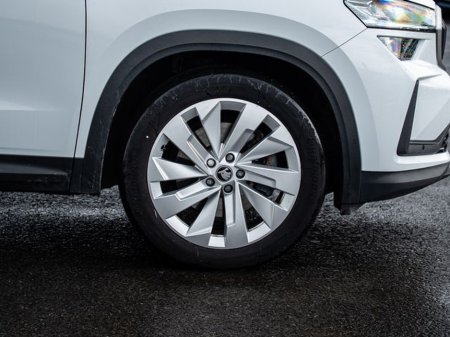 2025 Skoda Kodiaq - thumbnail 3