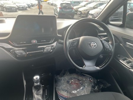 2019 Toyota C-HR - thumbnail 9