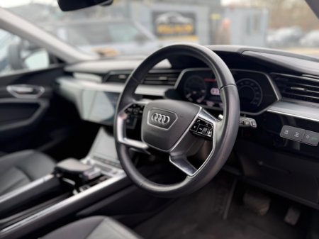 2022 Audi e-tron - thumbnail 9