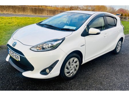 2017 Toyota Aqua 1.8 Hybrid €8,500 thumbnail