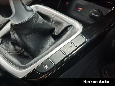 2025 Kia Ceed 1.0 GT Line Petrol €28,900 thumbnail