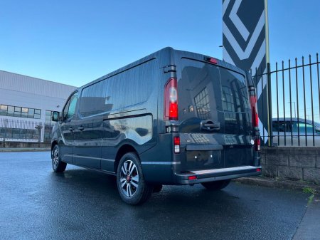 2025 Renault Trafic AUTO EXTRA SPORT AVAIABLE FOR JULY