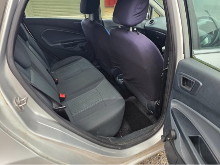 2009 Ford Fiesta TITANIUM 1.25 82PS 5DR €2,950