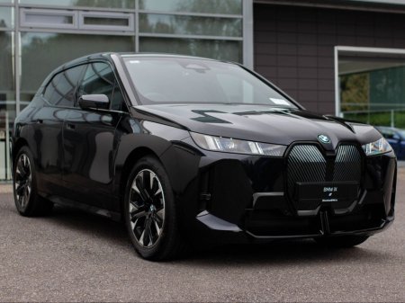 2026 BMW iX xDrive45 M Sport