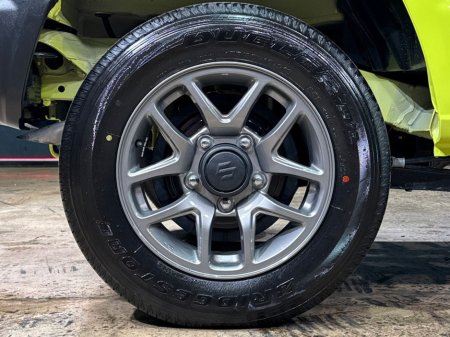 2025 Suzuki Jimny - thumbnail 9