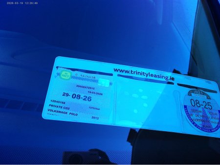 2012 Volkswagen Polo - thumbnail 2