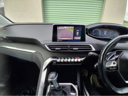 2018 Peugeot 5008 - thumbnail 18