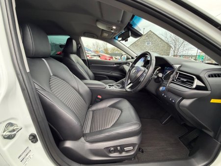 2023 Toyota Camry - thumbnail 6