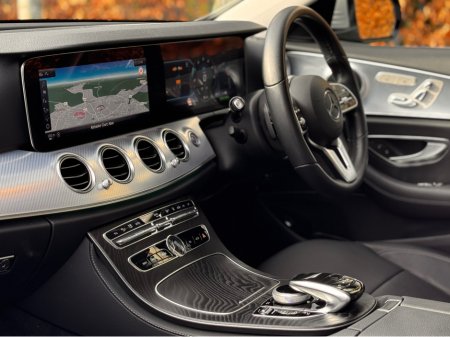 2019 Mercedes-Benz E Class E300  PREMIUM DE LUXURY €28,950 thumbnail
