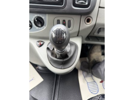 2010 Renault Trafic - thumbnail 17