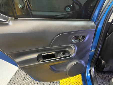 2016 Toyota Aqua 2016 hybrid auto €10,995 thumbnail