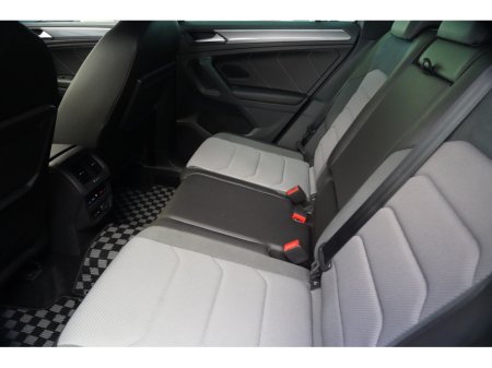 2019 Volkswagen Tiguan - thumbnail 24