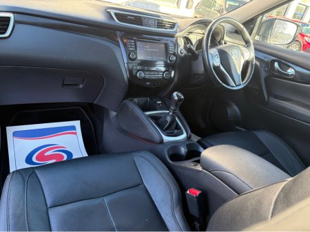 2016 Nissan Qashqai 1.5 SVE LEATHER SVE// 2 SEATER VAN €7,995 thumbnail