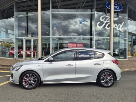 2025 Ford Focus - photo 2