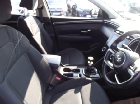 2022 Hyundai Tucson - thumbnail 3