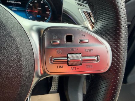 2023 Mercedes-Benz EQC - thumbnail 28