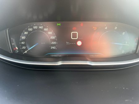 2018 Peugeot 5008 1.6 BlueHDi 120bhp S&S Allure thumbnail