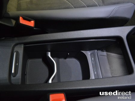 2025 Volkswagen ID.5 ID.5 PRO PLUS 77KWH 286HP €36,999 thumbnail