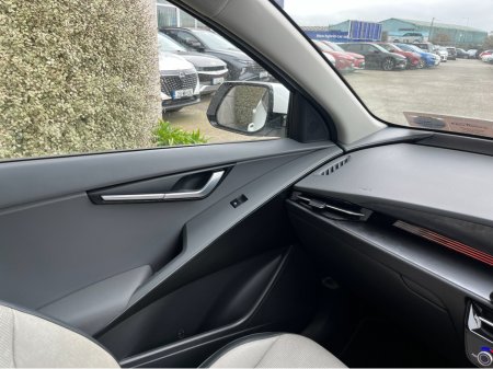 2023 Kia Niro - thumbnail 16