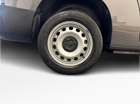 2024 Peugeot Partner - thumbnail 5