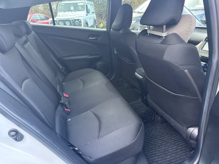 2021 Toyota Prius 1.8 Hybrid Luxury €19,950 thumbnail