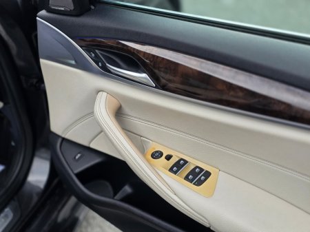 2018 BMW 5 Series - thumbnail 17