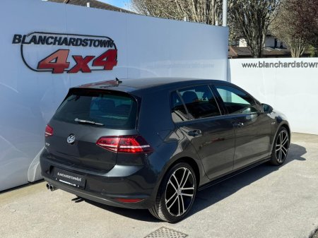 2016 Volkswagen Golf - thumbnail 5