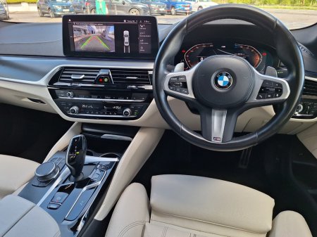 2023 BMW 5 Series - thumbnail 16