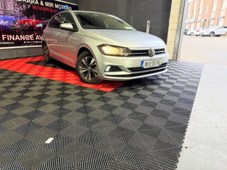 2019 Volkswagen Polo ABA-AWCHZ