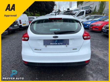 2015 Ford Focus - thumbnail 6