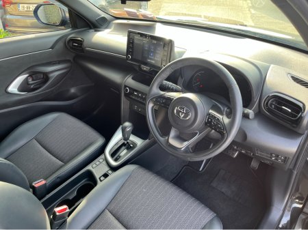 2023 Toyota Yaris Cross - thumbnail 14