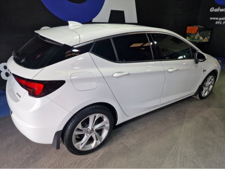 2017 Opel Astra - thumbnail 8