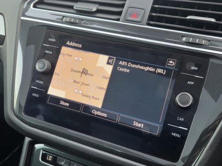 2019 Volkswagen Tiguan - thumbnail 19