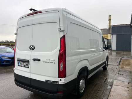 2025 Maxus Deliver 9 PV LH FWD LWB MR €26,950 thumbnail