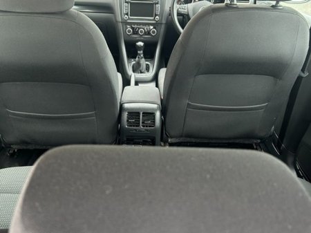 2013 Volkswagen Golf - thumbnail 11