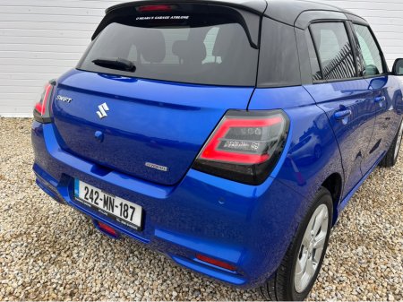 2024 Suzuki Swift 1.2 HYBRID MOTION 5DR €20,950 thumbnail