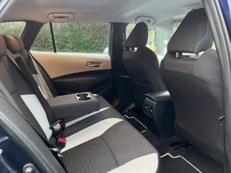 2022 Toyota Corolla SOL ESTATE 1.8 HYBRID // DIAMOND CUT ALLOYS // REVERSE CAMERA // ADAPTIVE CRUISE CONTROL €20,900 thumbnail